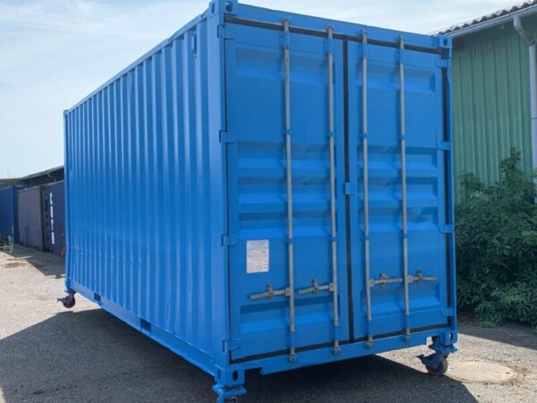 20 Fuß High Cube Container, hellblau neu lackiert, Stahlboden (selten)